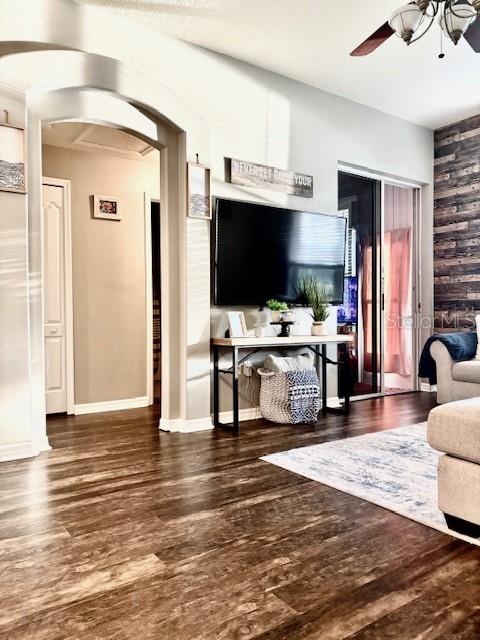 Image 10 of 27 For 111 Jubilee Circle