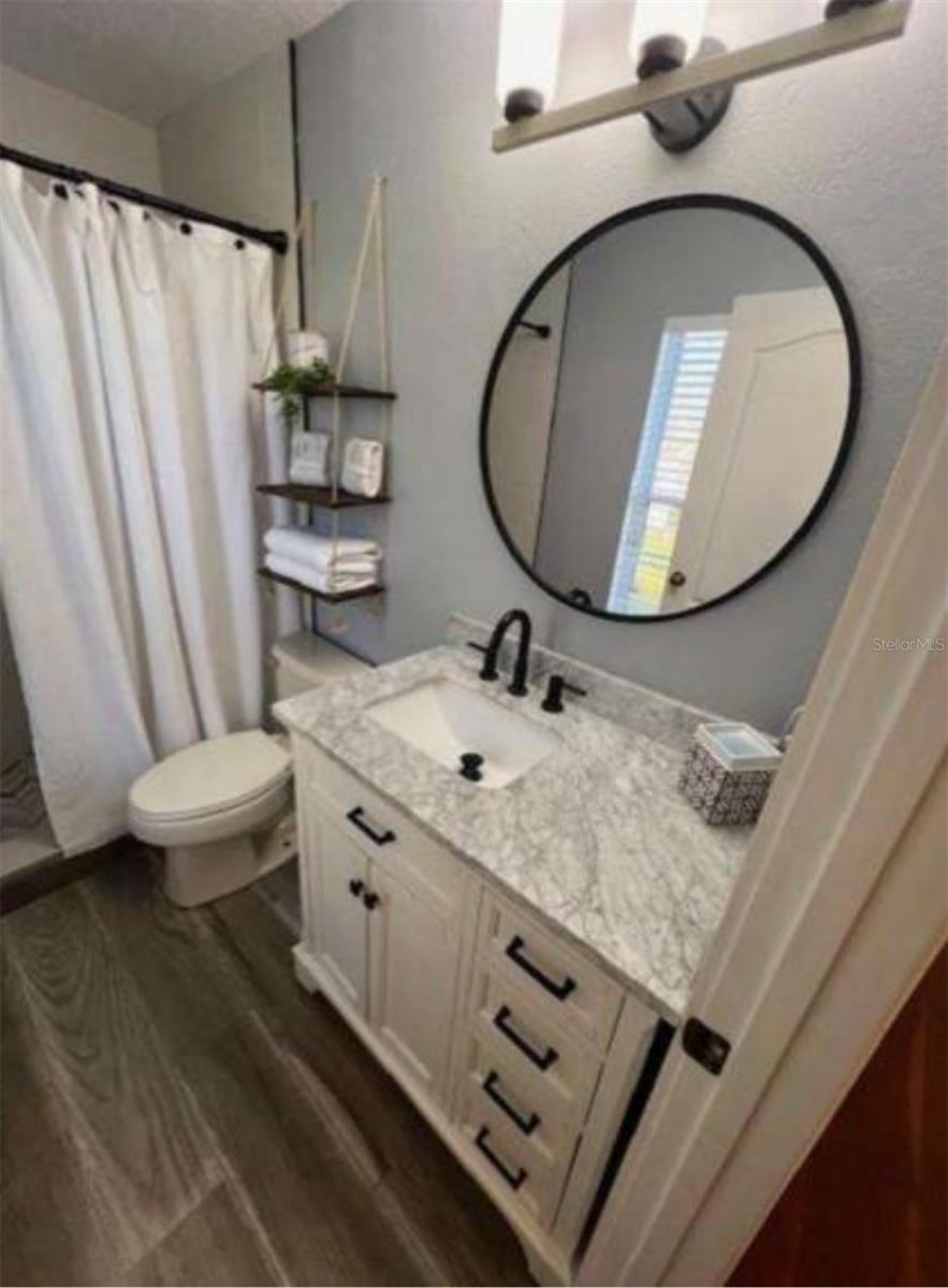 Image 16 of 27 For 111 Jubilee Circle