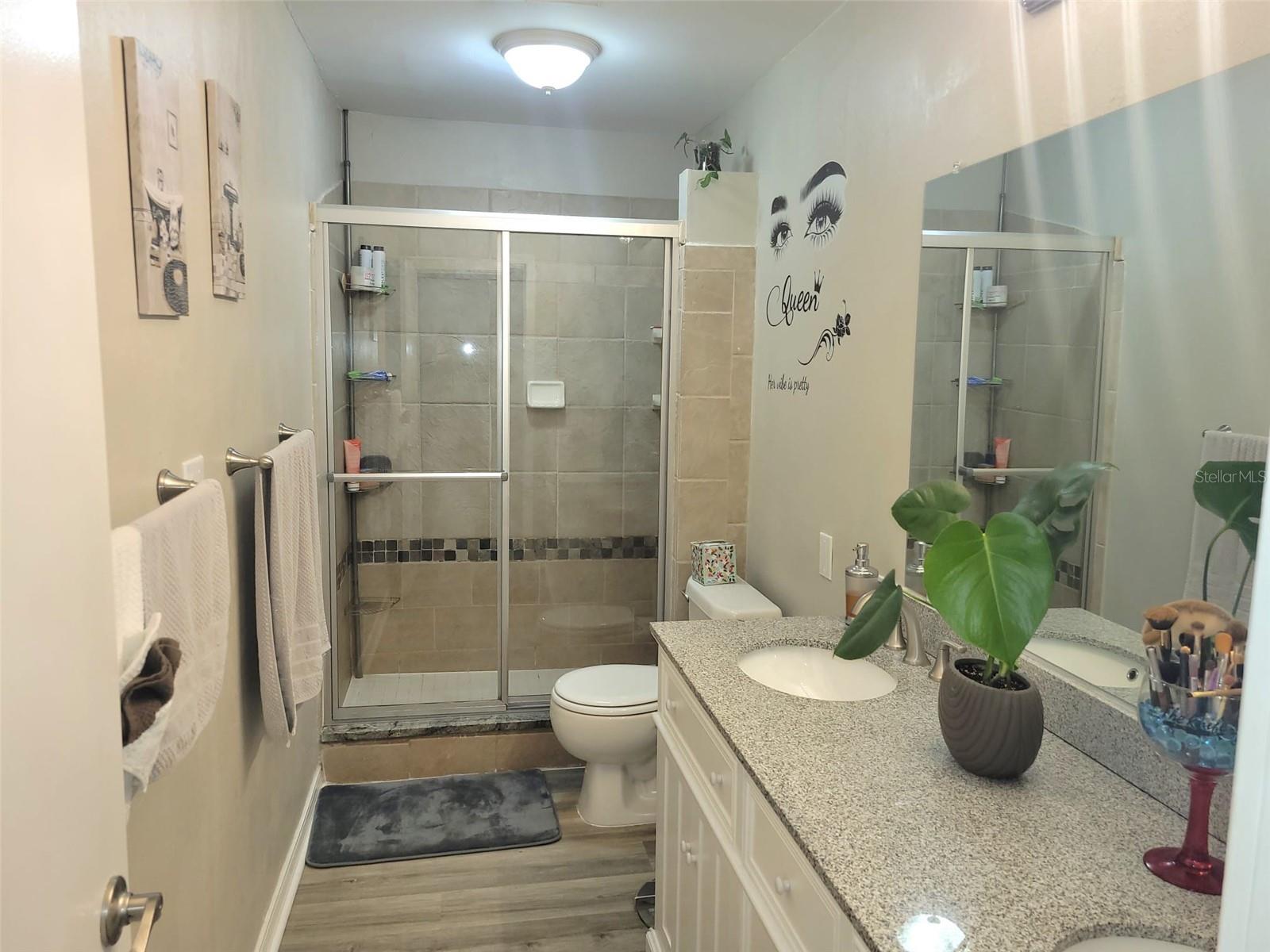 Image 11 of 17 For 654 Lake Villas Drive 654