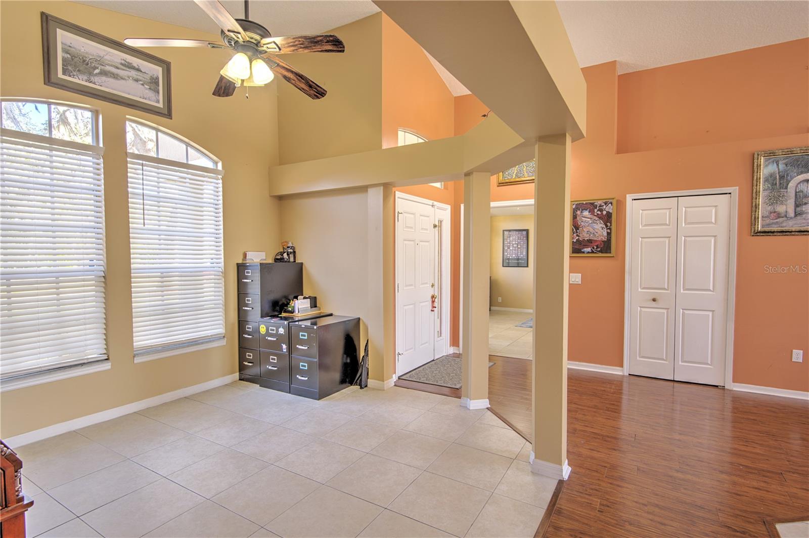 Image 3 of 36 For 684 Yorkshire Drive