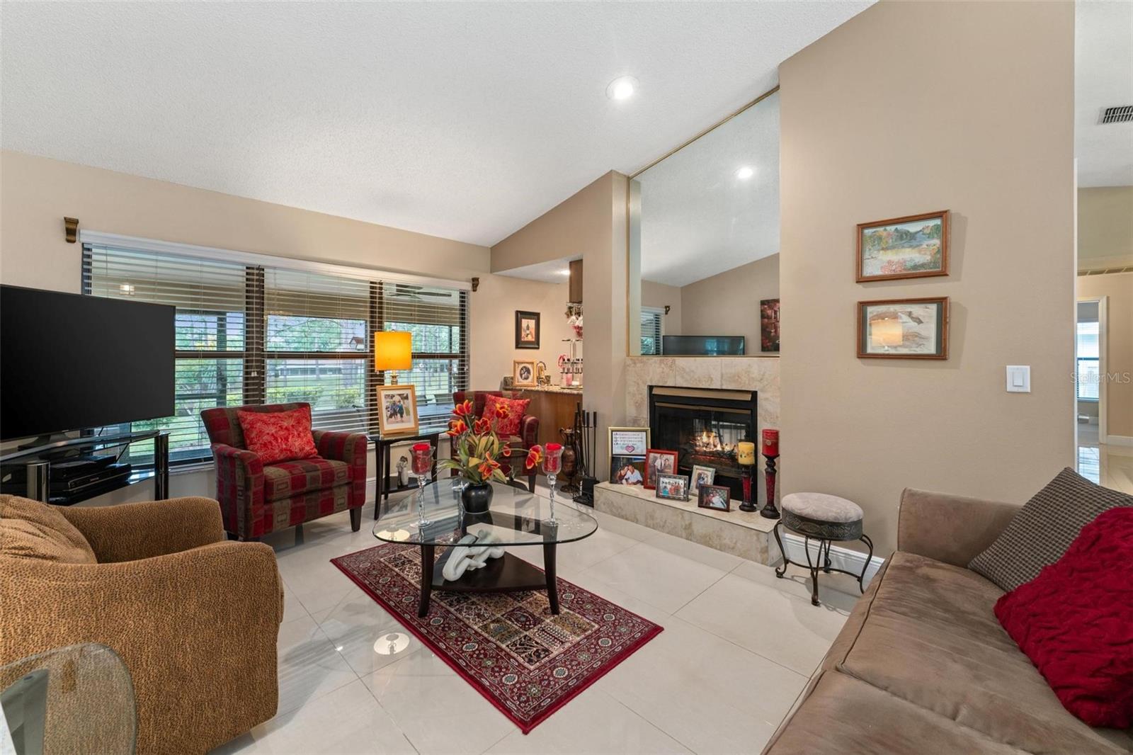 Image 13 of 61 For 9056 Woodbreeze Boulevard