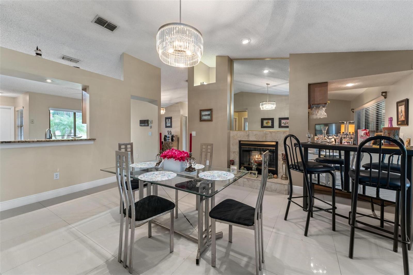 Image 27 of 61 For 9056 Woodbreeze Boulevard
