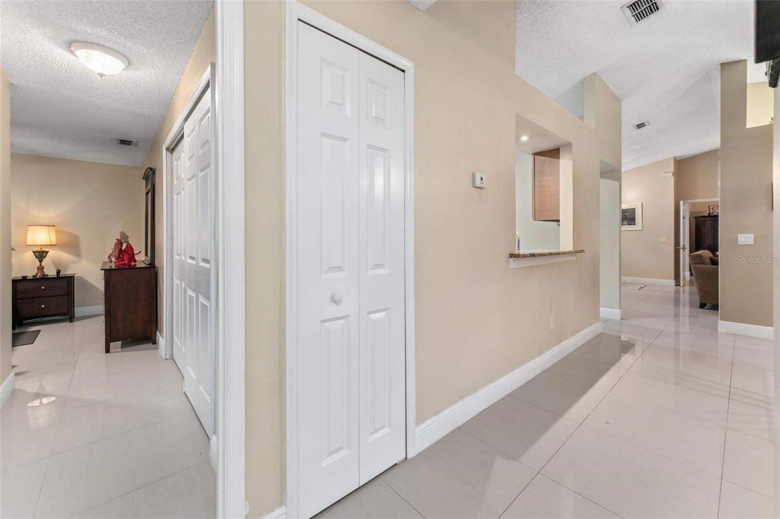 Image 29 of 61 For 9056 Woodbreeze Boulevard