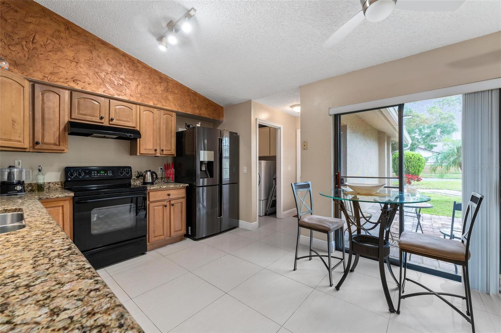 Image 37 of 61 For 9056 Woodbreeze Boulevard