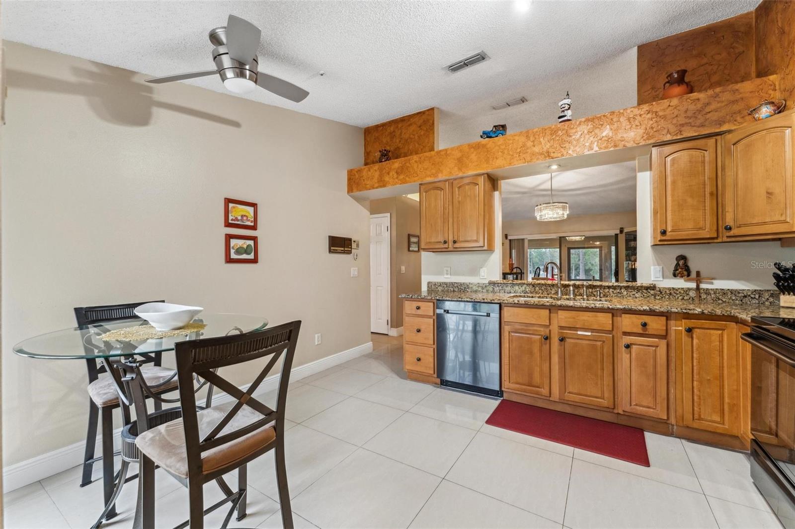 Image 41 of 61 For 9056 Woodbreeze Boulevard