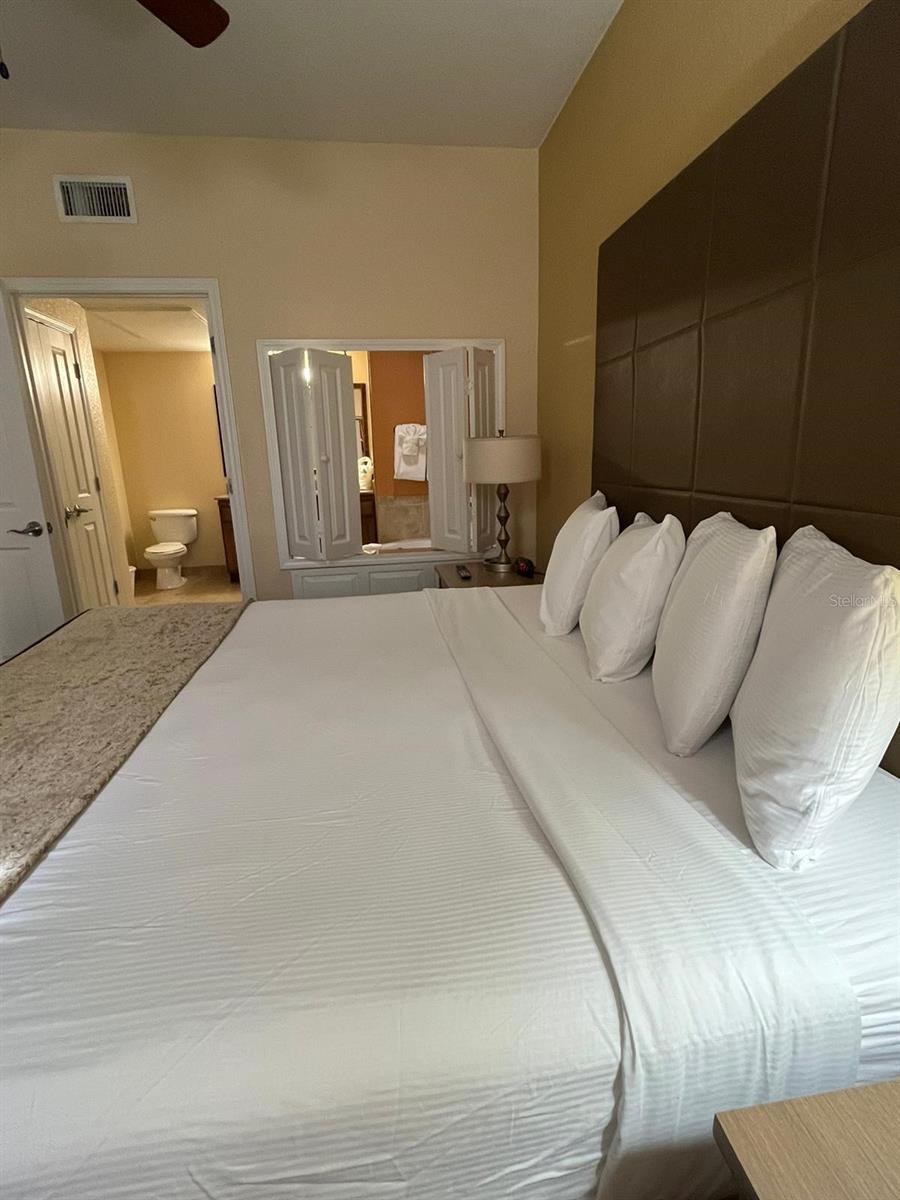 Image 13 of 39 For 12539 Floridays Resort Dr 411d