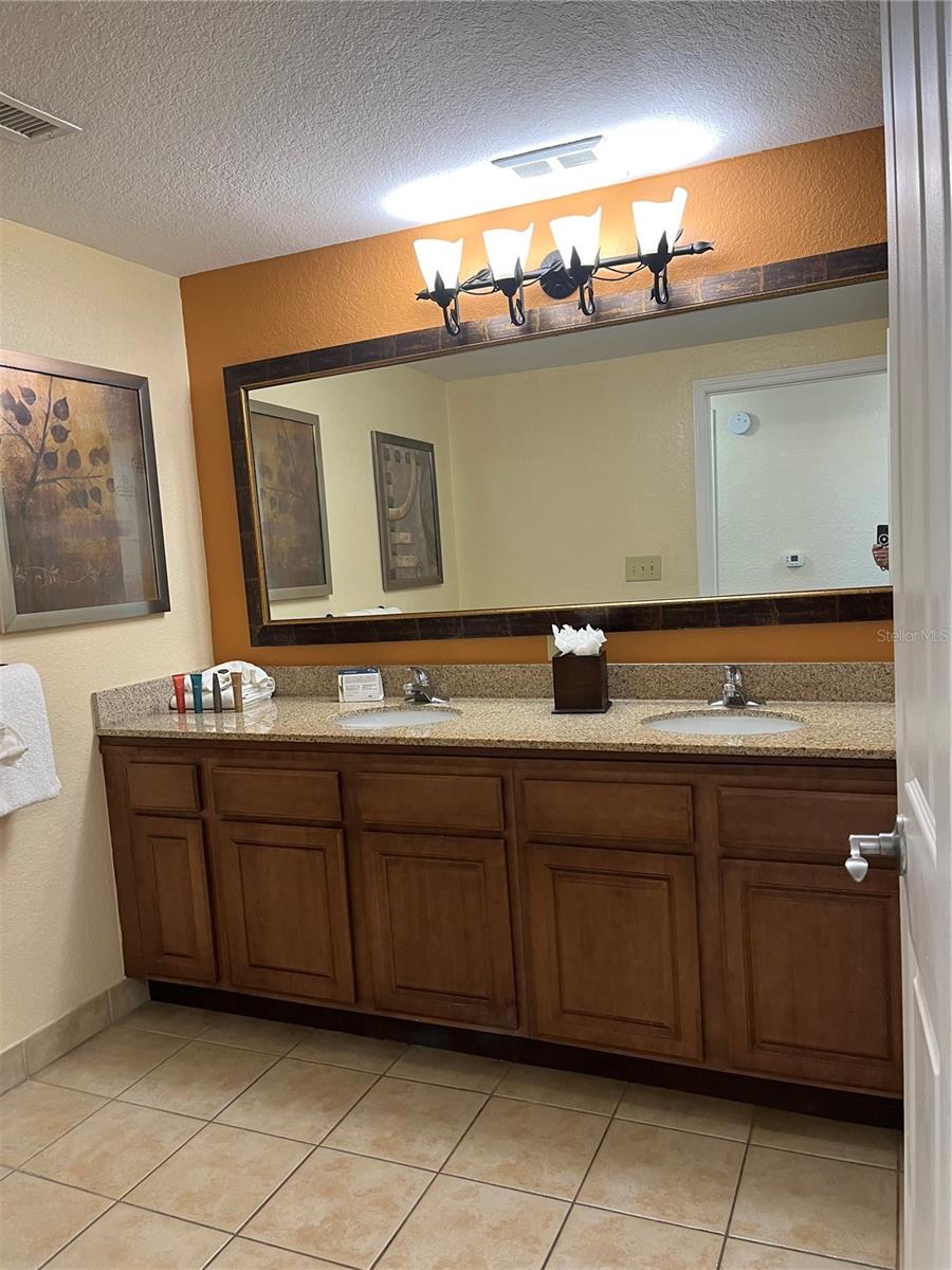 Image 16 of 39 For 12539 Floridays Resort Dr 411d