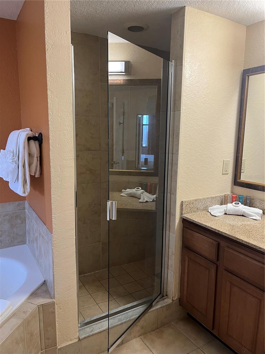 Image 19 of 39 For 12539 Floridays Resort Dr 411d