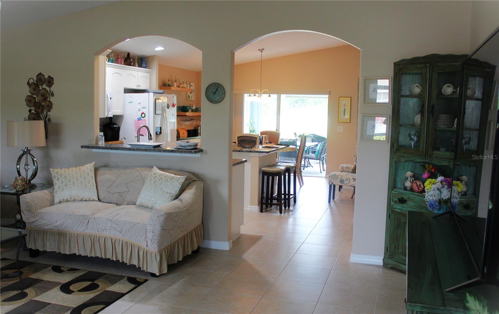 Image 4 of 34 For 4033 Arlington Ridge Boulevard