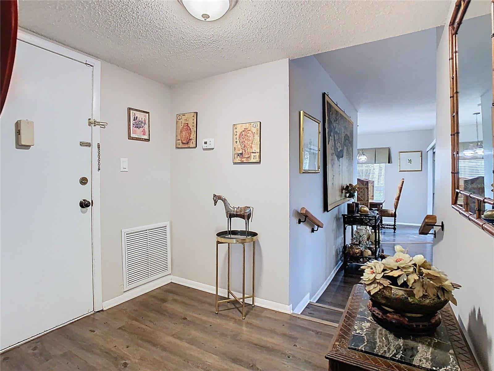 Image 4 of 46 For 200 Maitland Avenue 87