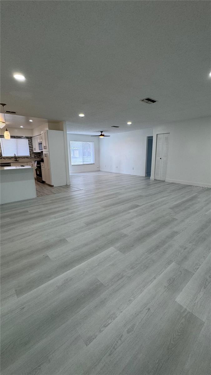 Image 11 of 36 For 5547 Westbrook Drive
