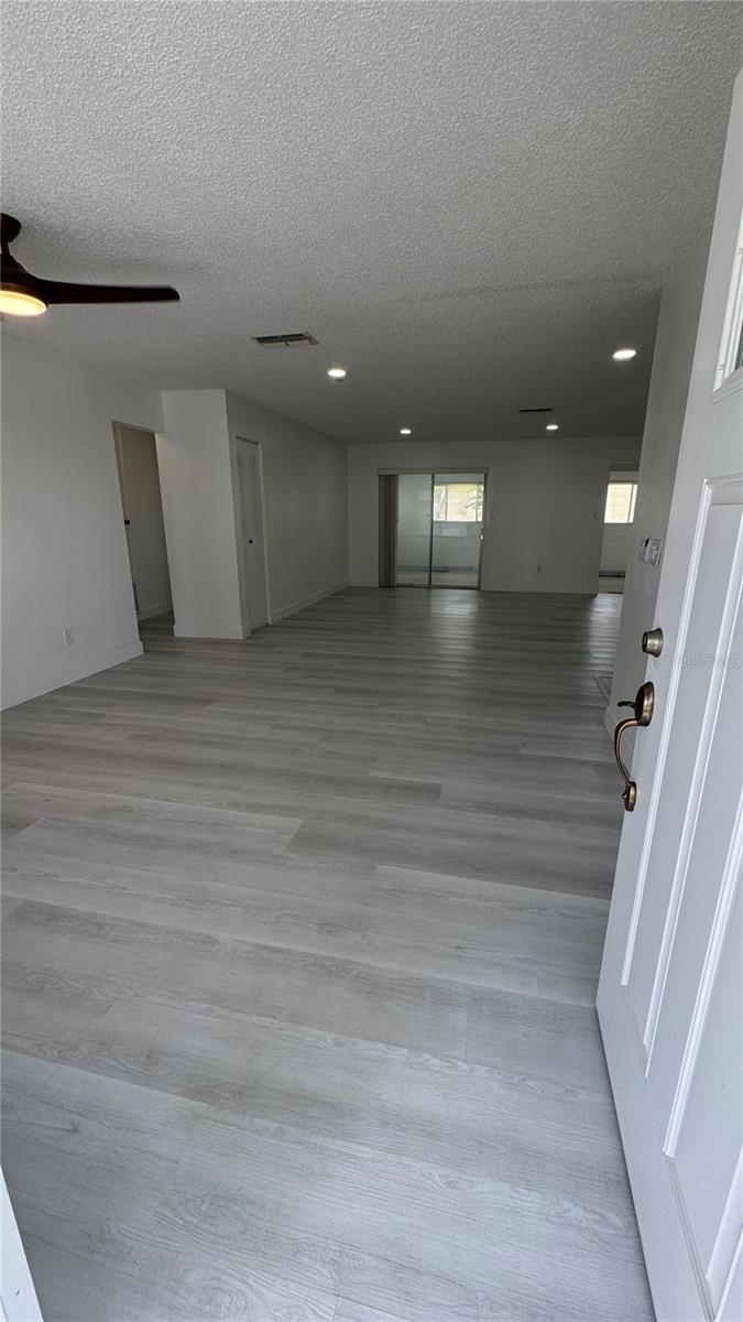 Image 8 of 36 For 5547 Westbrook Drive