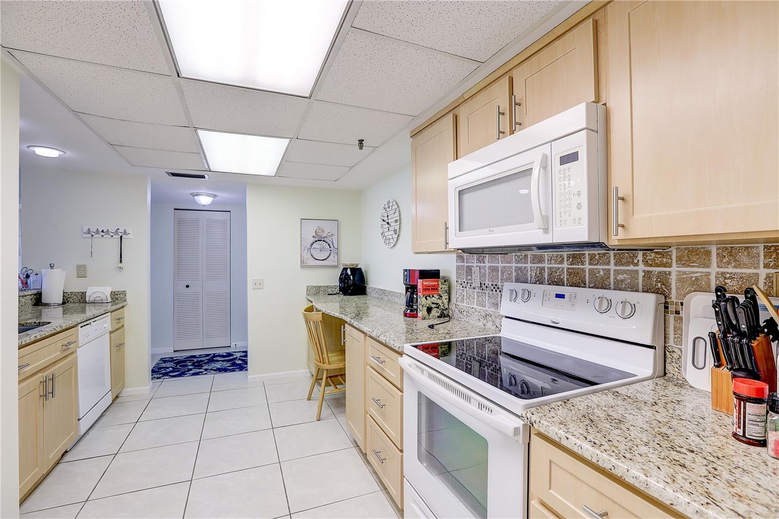 Image 14 of 37 For 6322 Palma Del Mar Boulevard S 1205