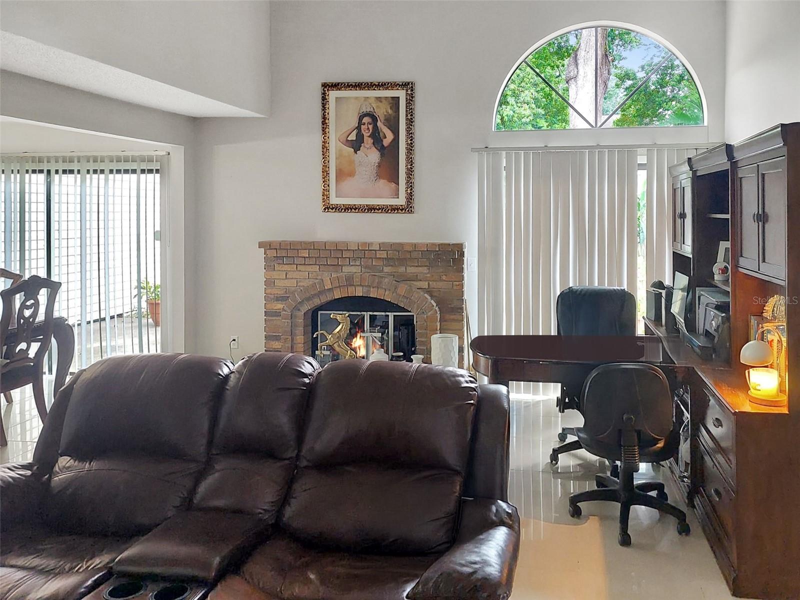 Image 5 of 12 For 2832 Risser Avenue