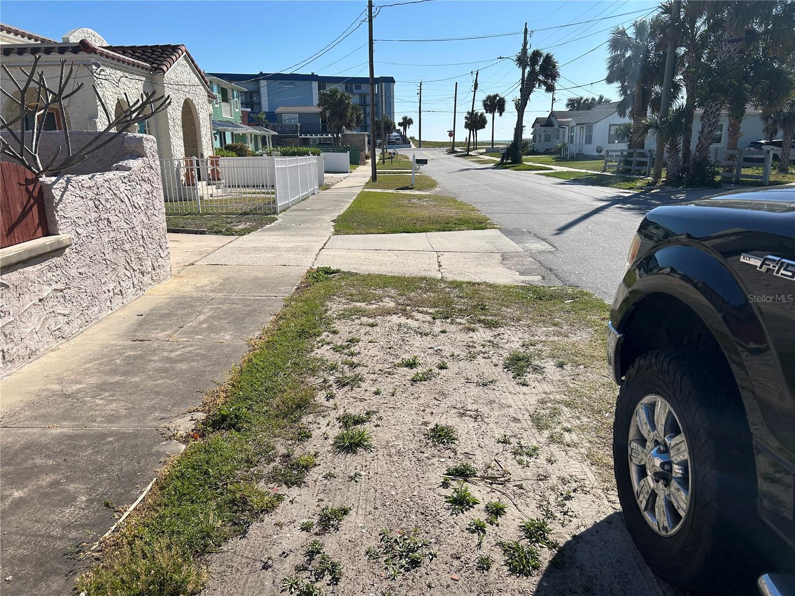 Image 2 of 32 For 529 Hillside Avenue