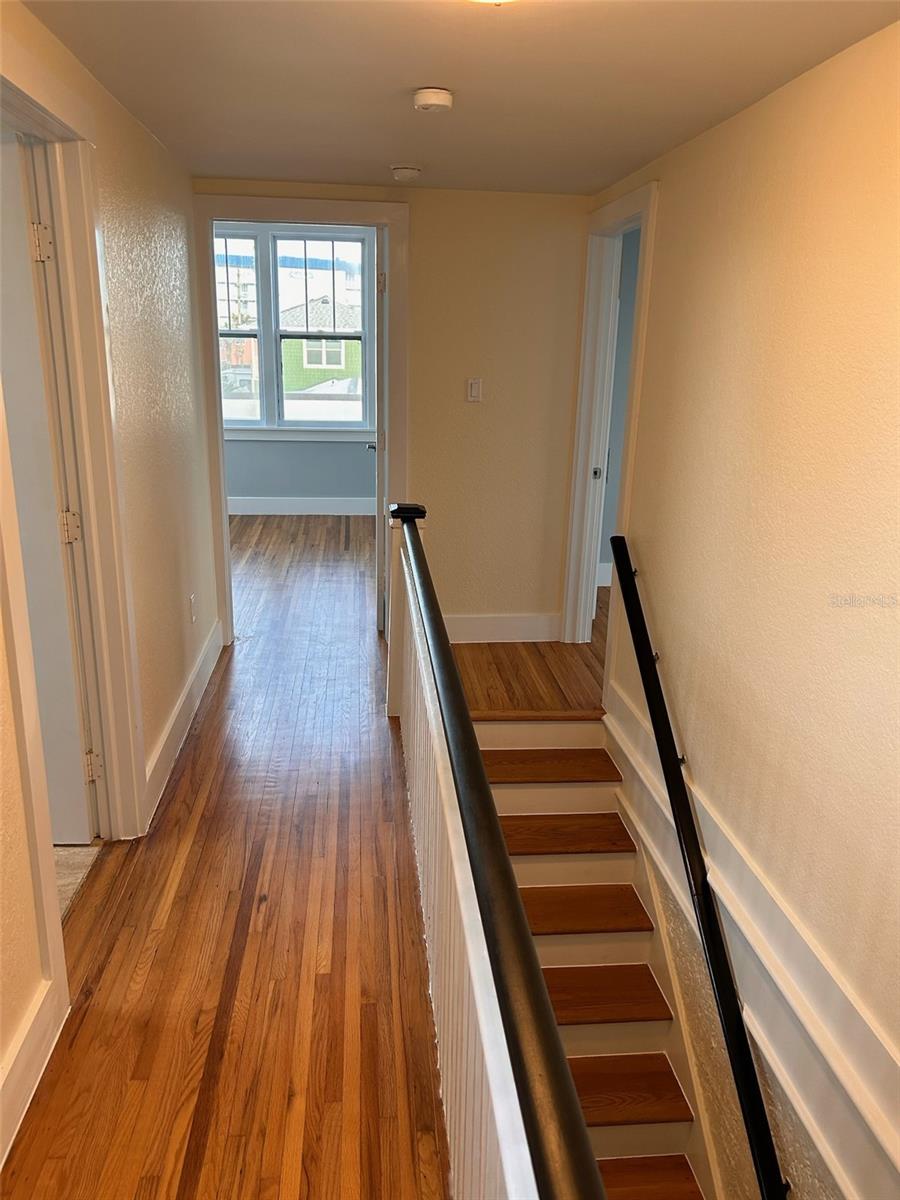 Image 24 of 32 For 529 Hillside Avenue