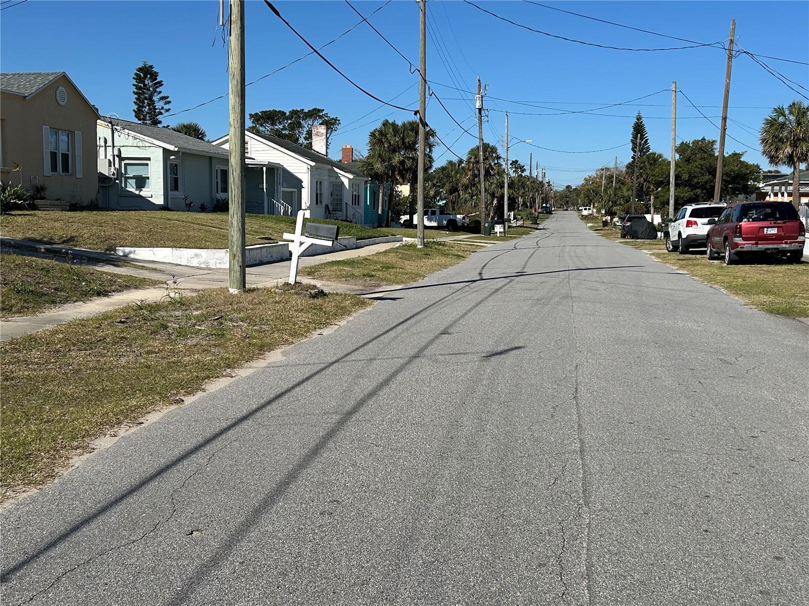 Image 4 of 32 For 529 Hillside Avenue
