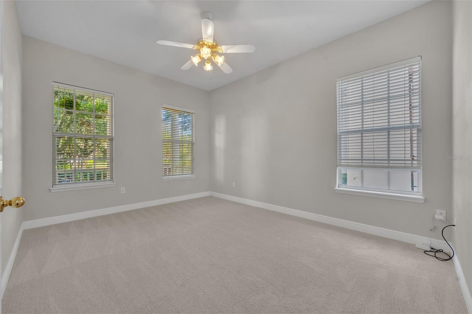 Image 9 of 46 For 821 Veranda Place