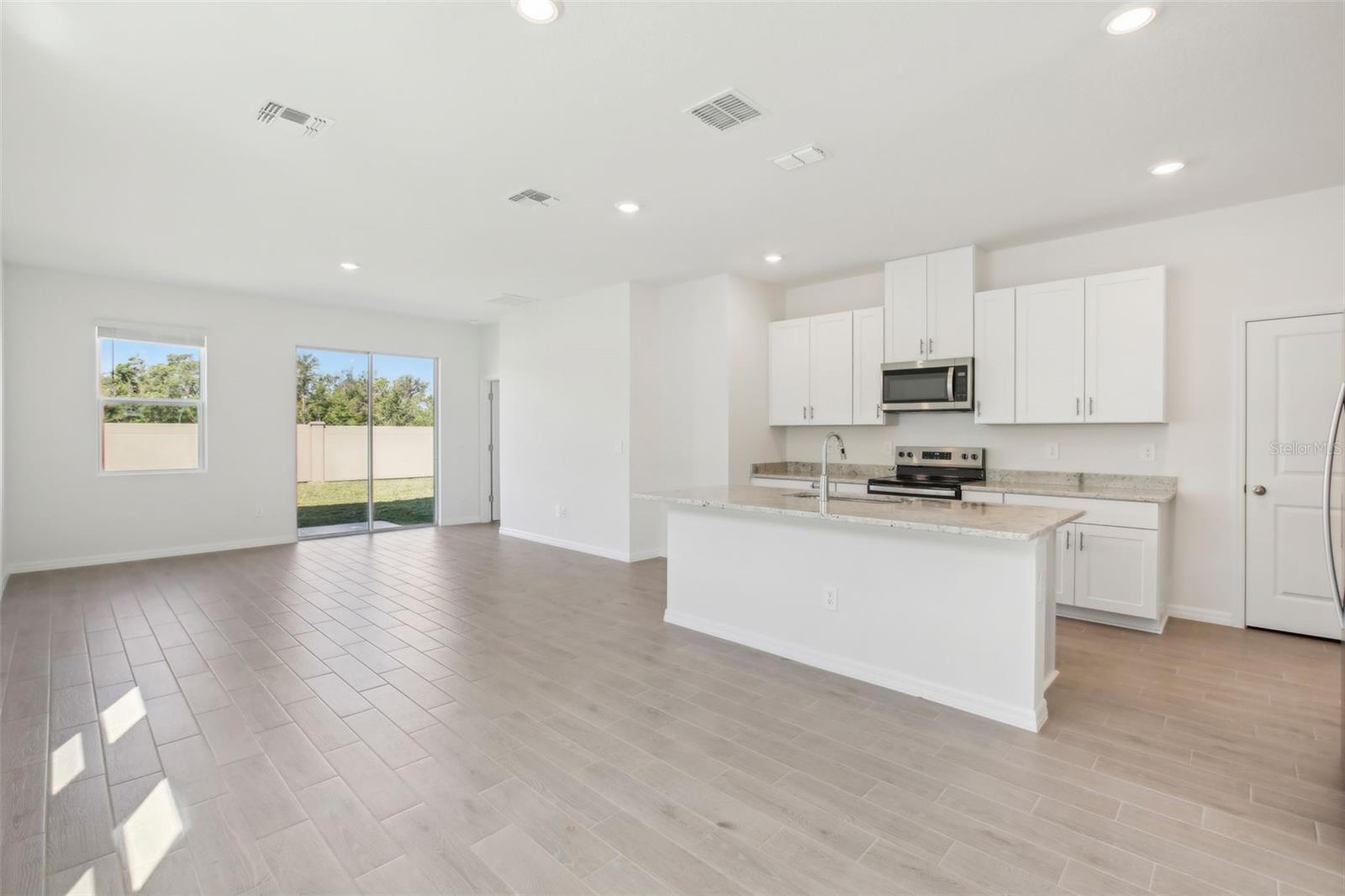 Image 11 of 38 For 1869 Brekey Way