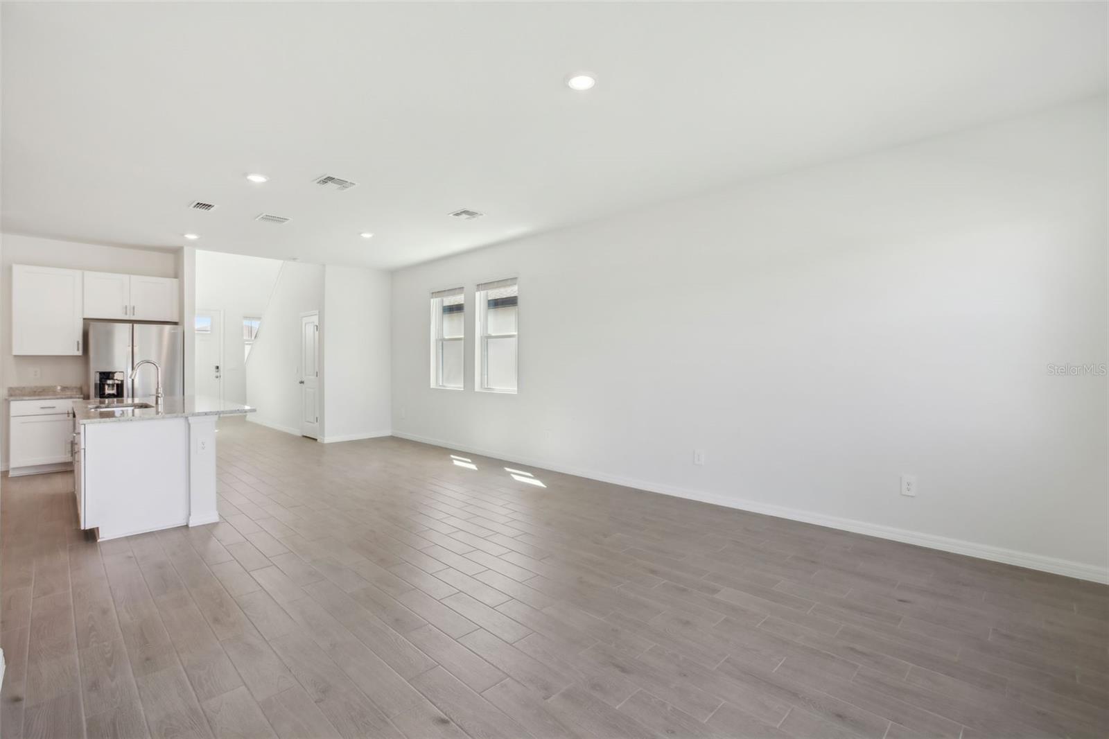 Image 8 of 38 For 1869 Brekey Way