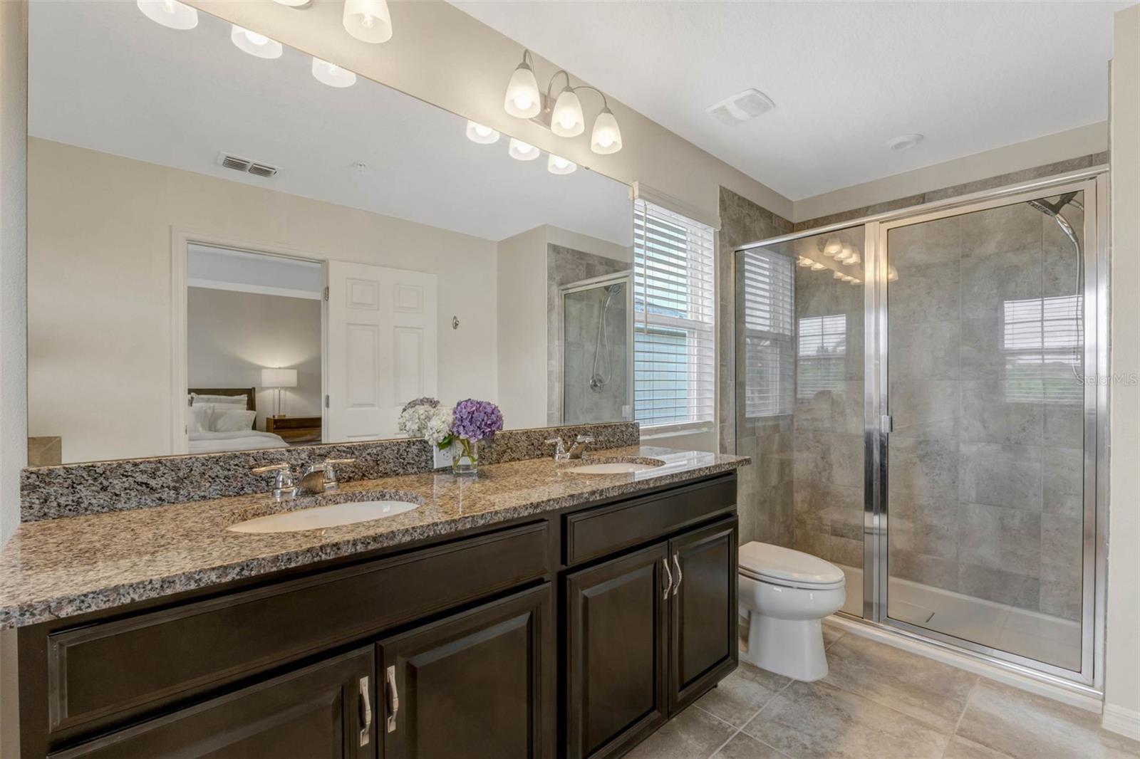 Image 17 of 32 For 9433 Randal Park Boulevard
