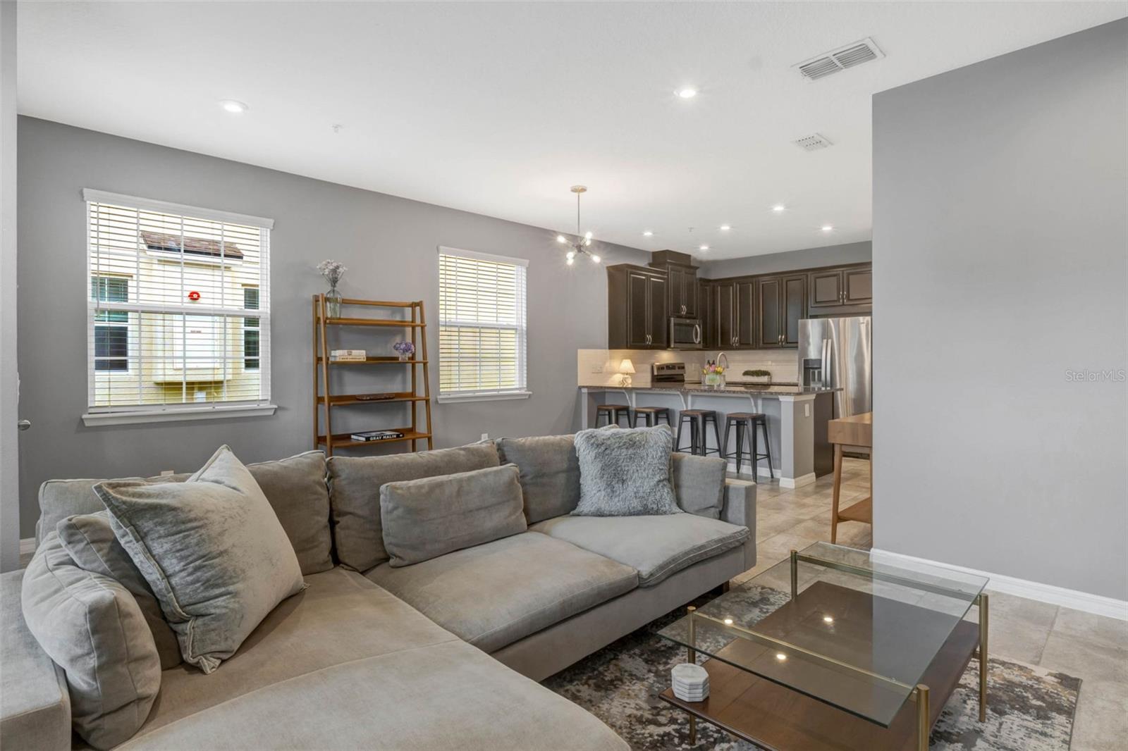 Image 9 of 32 For 9433 Randal Park Boulevard