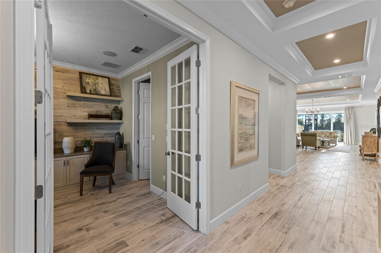 Image 3 of 68 For 1062 Lakeside Estates Drive