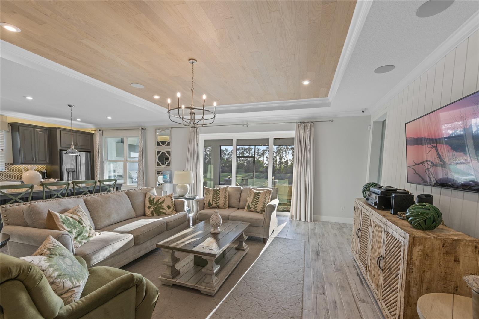 Image 8 of 68 For 1062 Lakeside Estates Drive