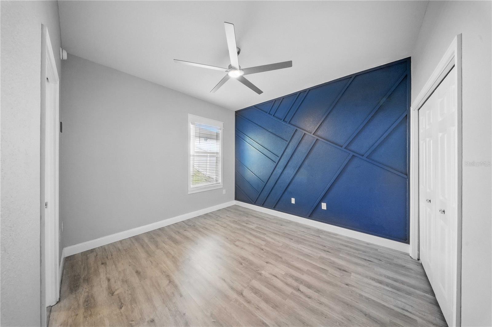 Image 20 of 27 For 5829 Valentino Way