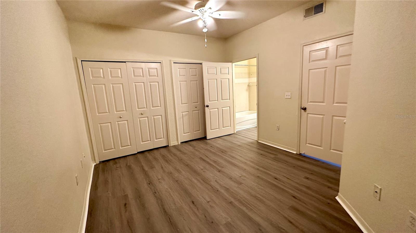Image 7 of 10 For 5975 Westgate Drive 1114