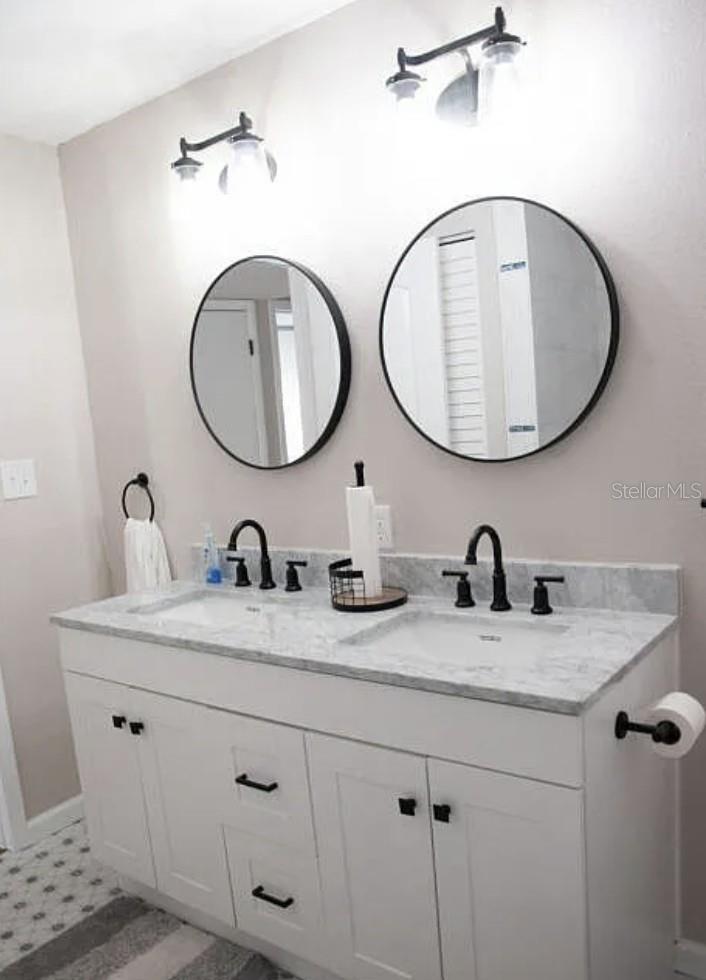 Image 7 of 13 For 265 Towne Place