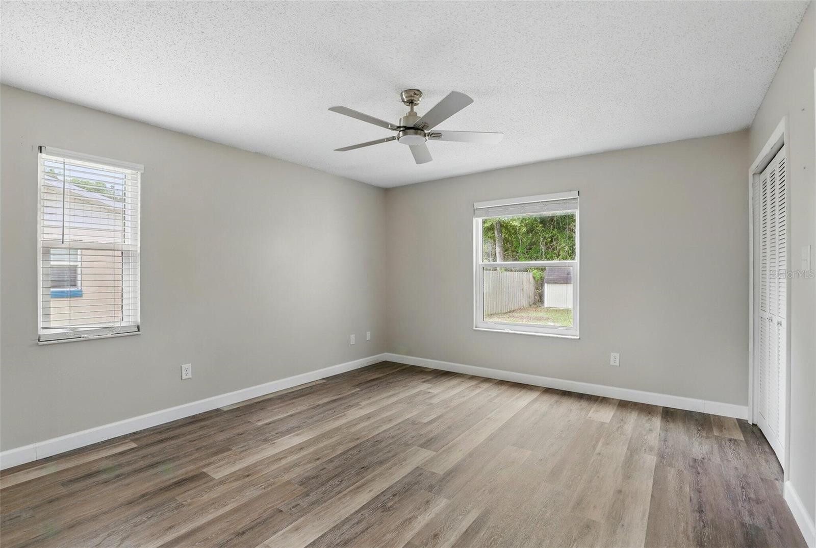 Image 15 of 29 For 916 Spanish Lane