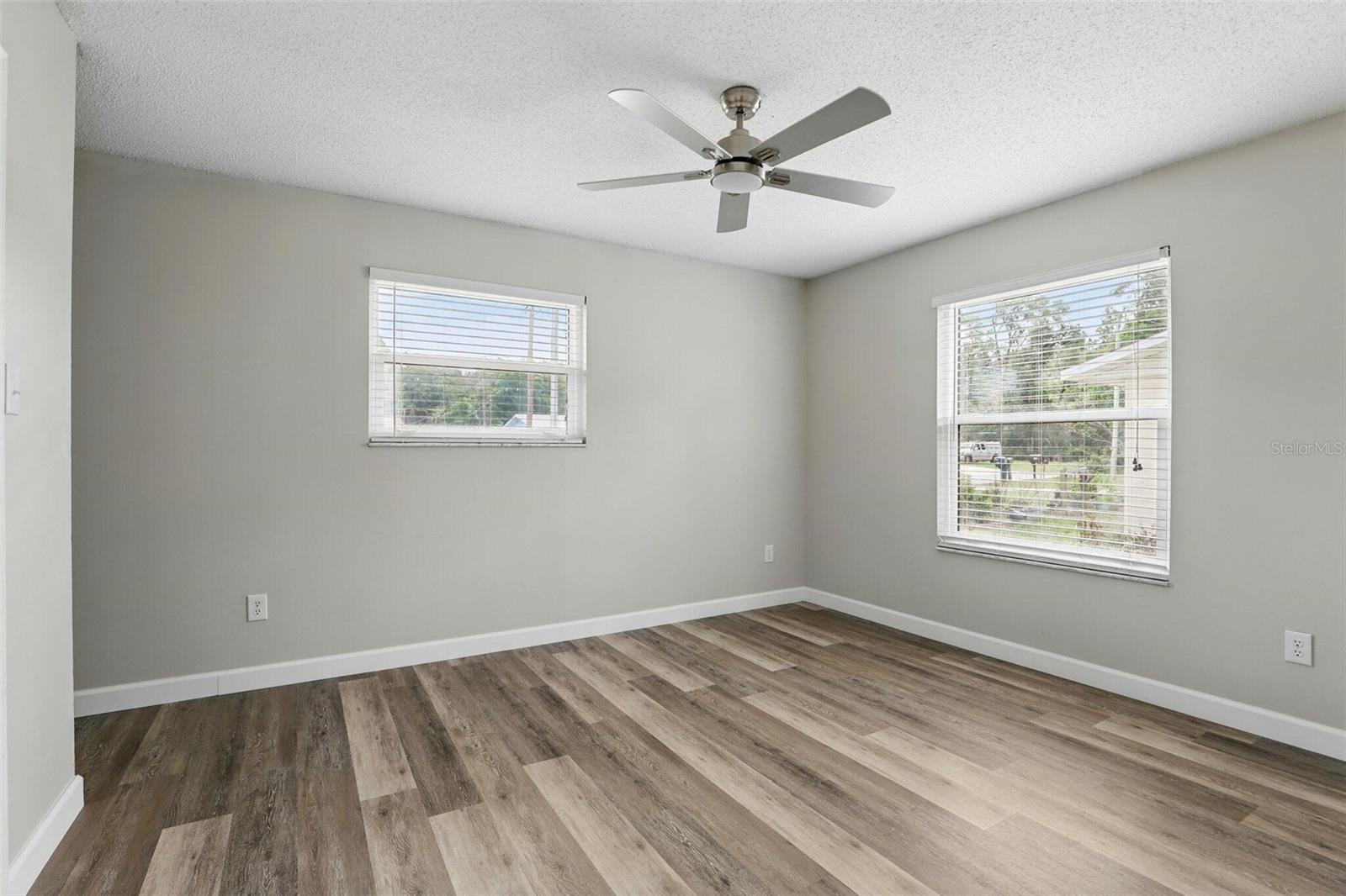 Image 18 of 29 For 916 Spanish Lane