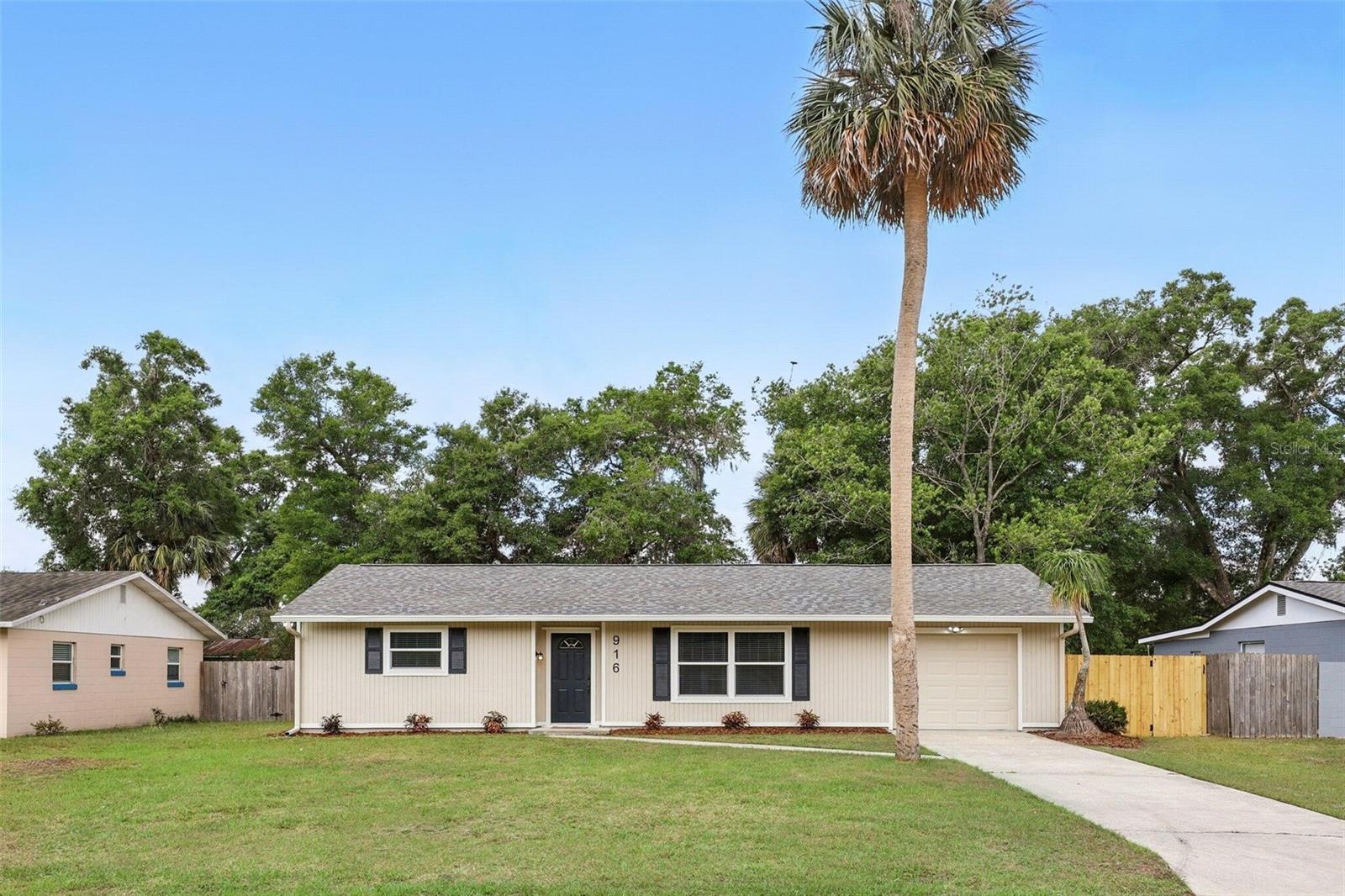 Image 2 of 29 For 916 Spanish Lane