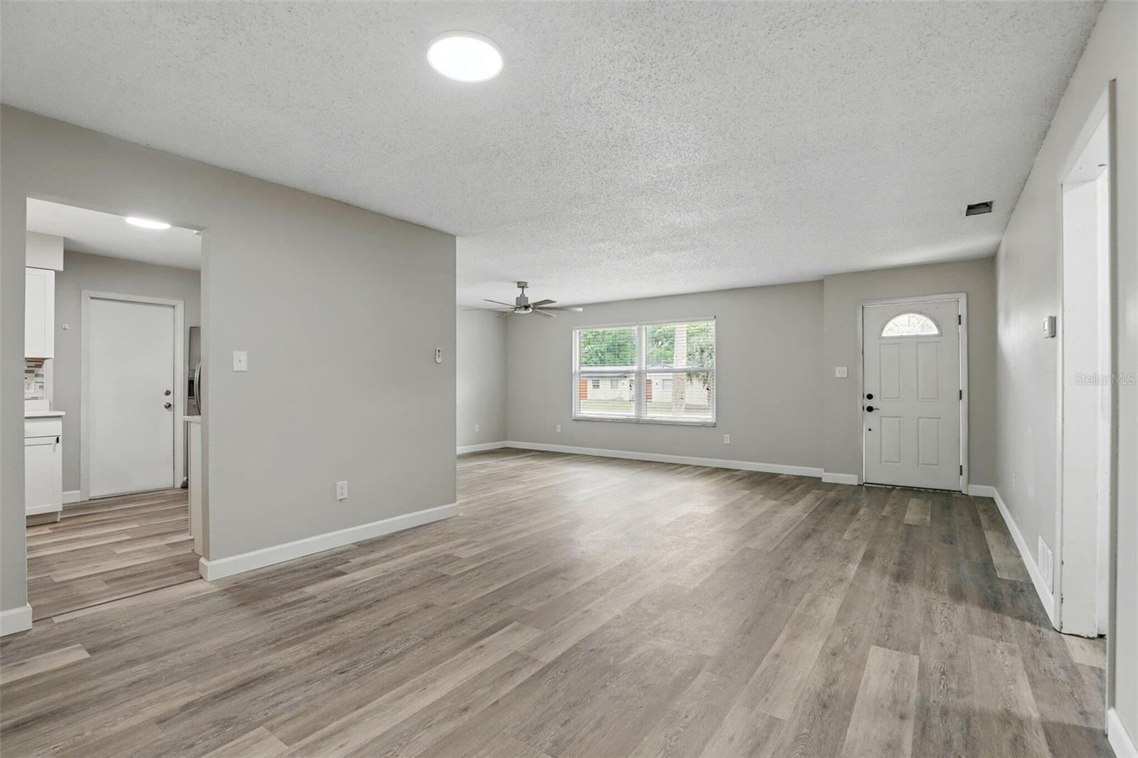 Image 9 of 29 For 916 Spanish Lane