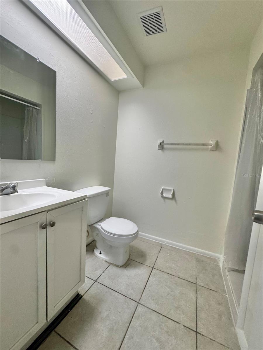 Image 8 of 9 For 4175 Corsair Avenue