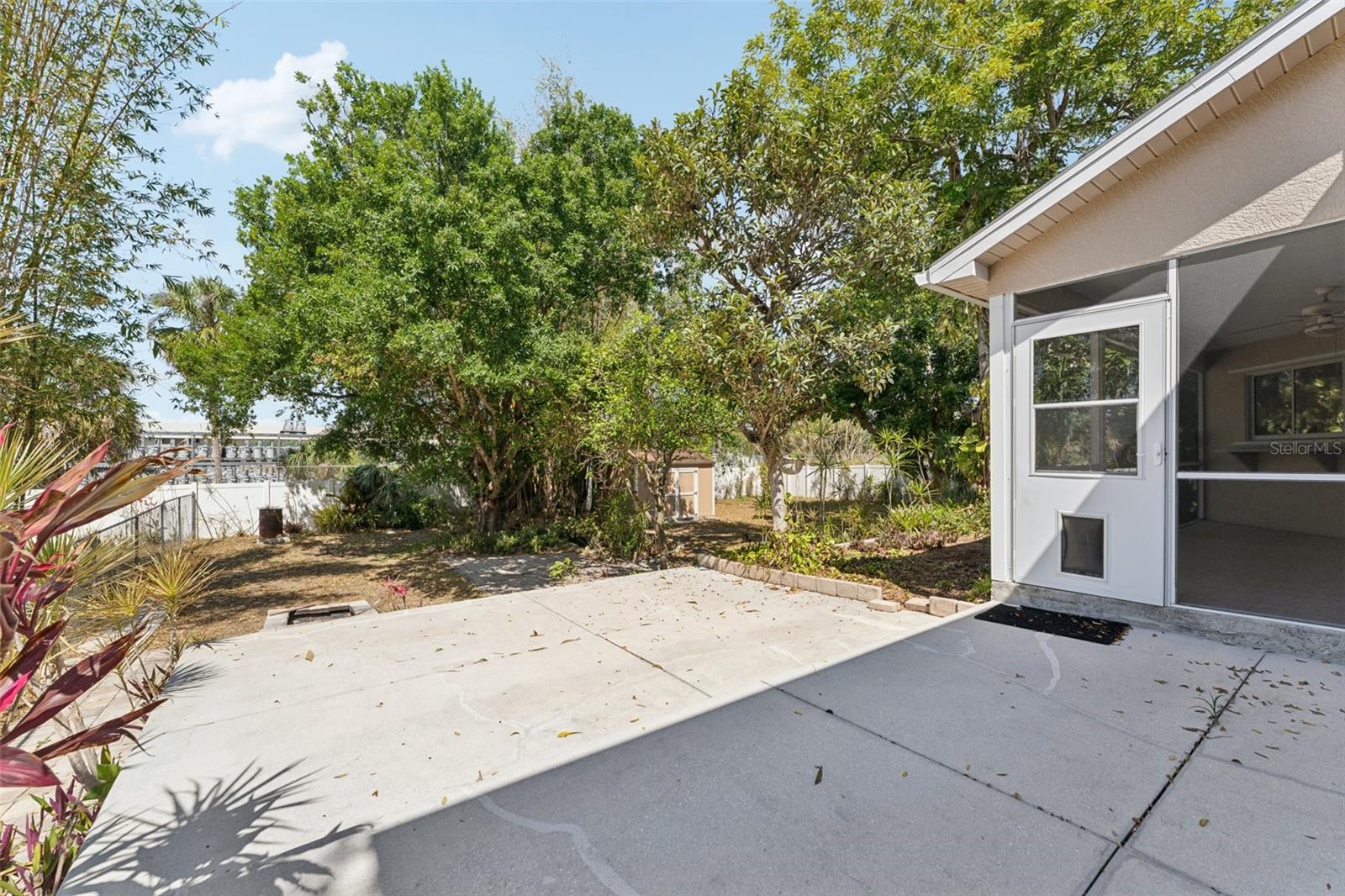 Image 27 of 43 For 1551 Evalena Lane