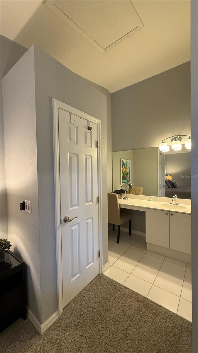 Image 18 of 27 For 8833 Grand Palms Circle B