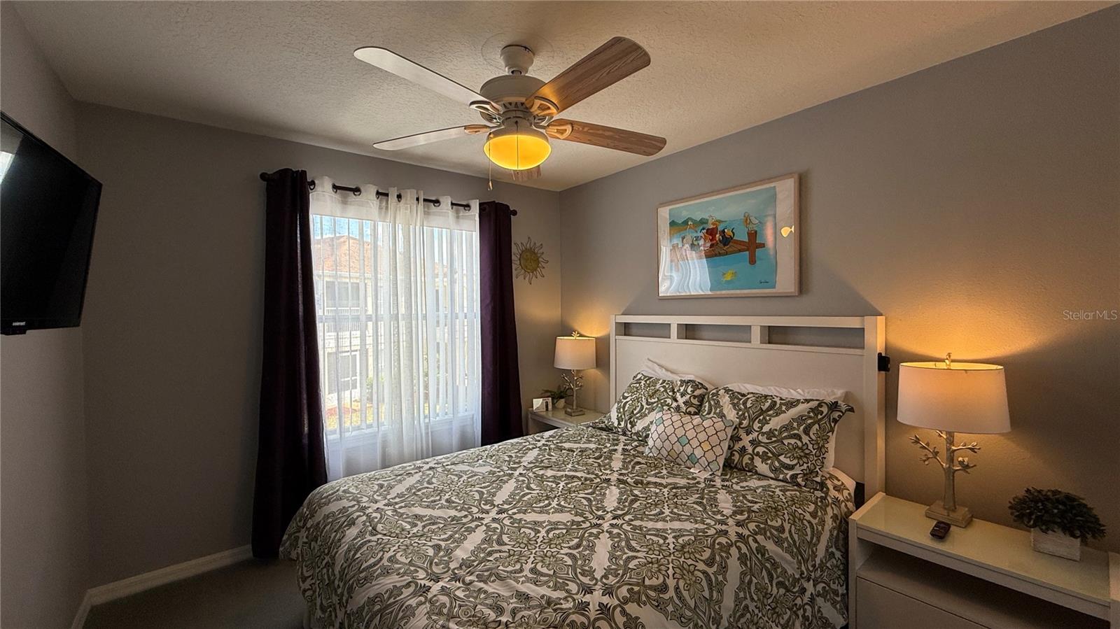 Image 20 of 27 For 8833 Grand Palms Circle B