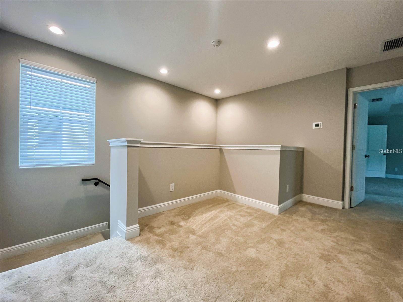Image 15 of 27 For 2220 Bumby Avenue 120