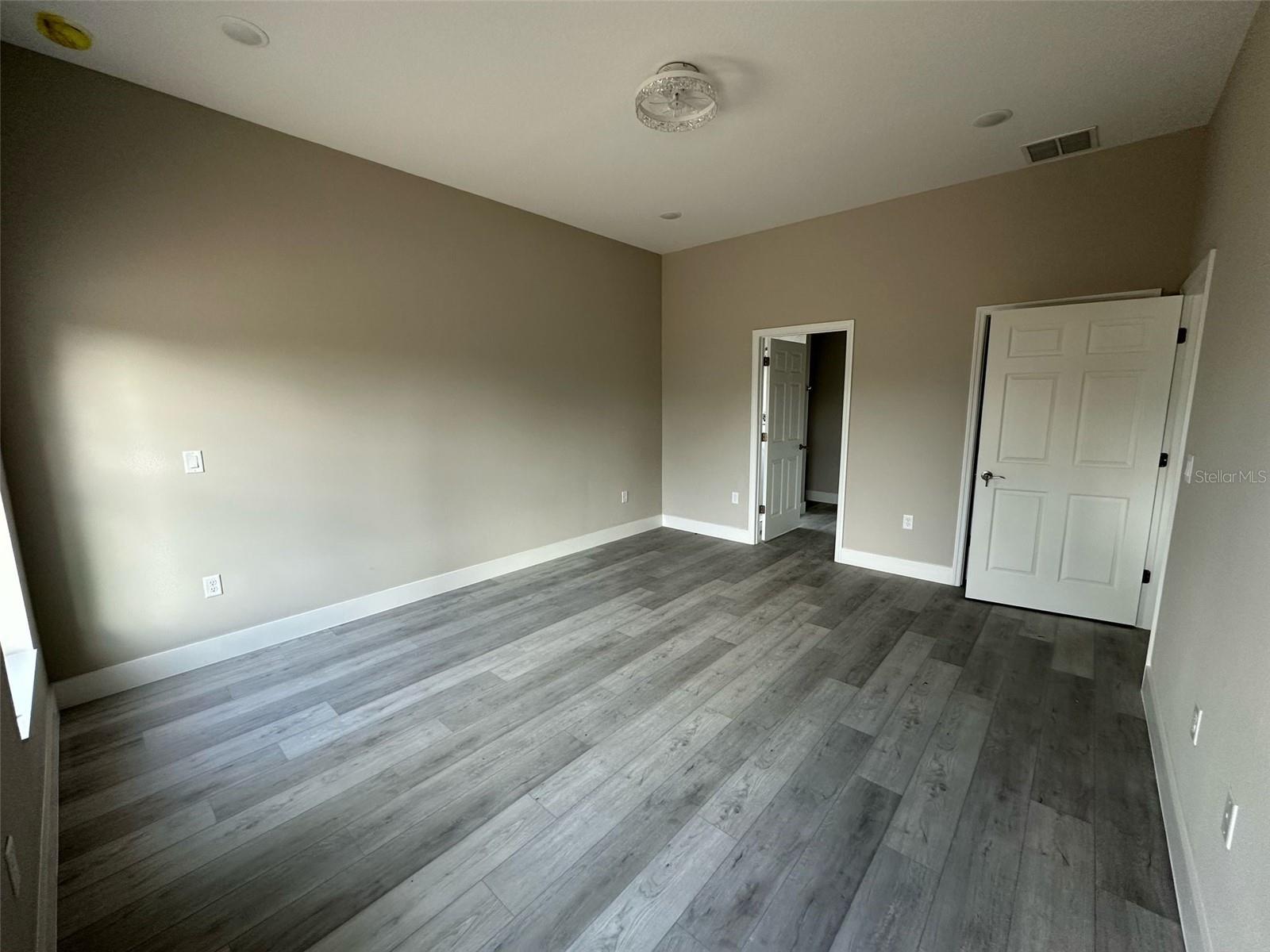 Image 16 of 32 For 7908 Pine Glen Road