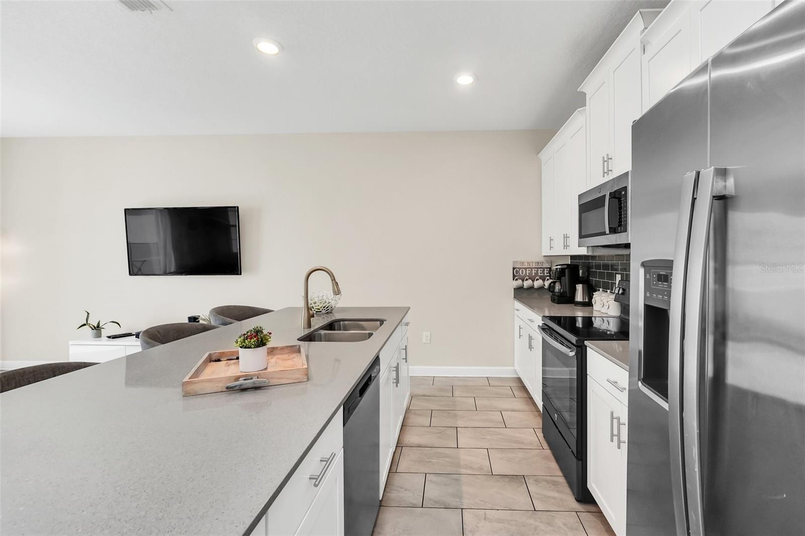 Image 11 of 34 For 1571 Plunker Drive