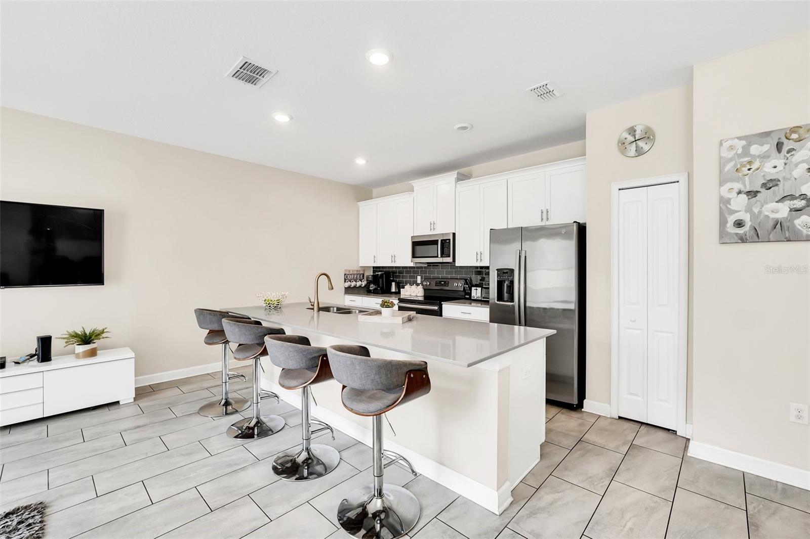 Image 9 of 34 For 1571 Plunker Drive