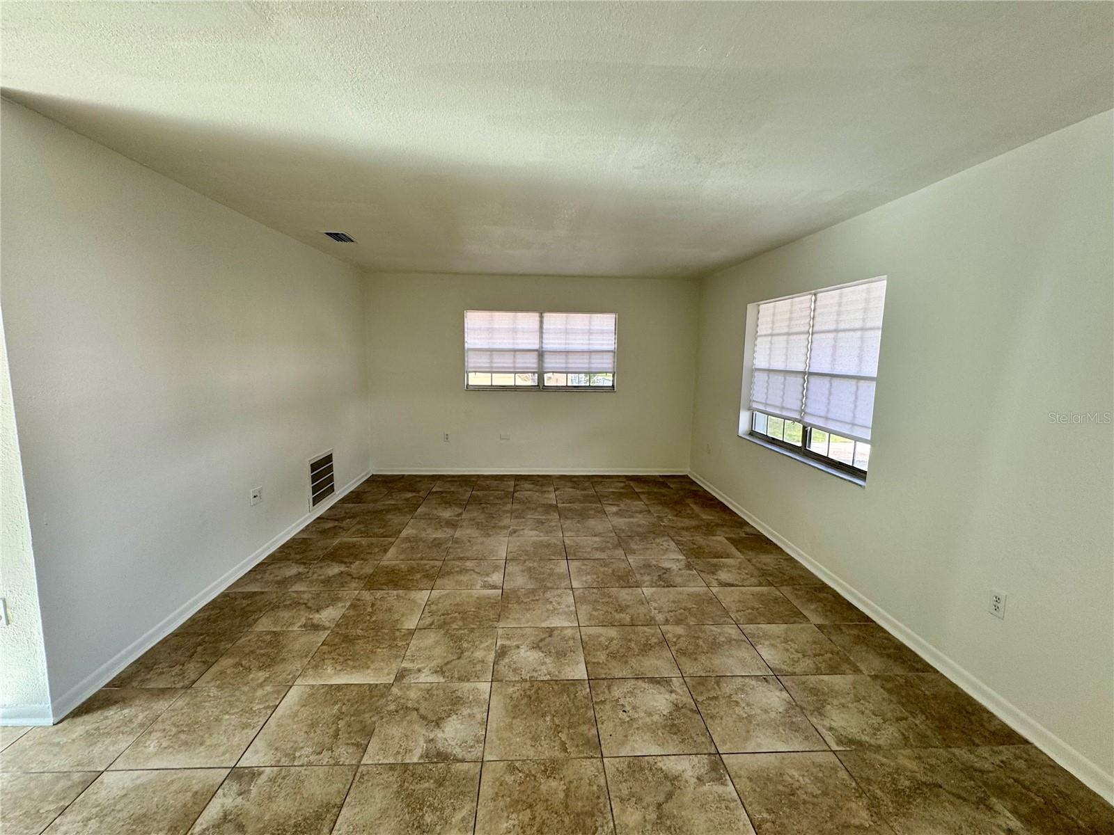 Image 11 of 16 For 14796 39th Circle