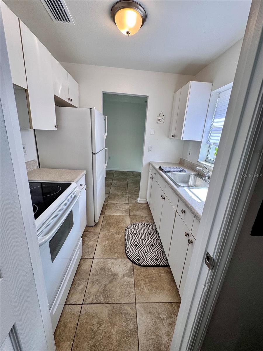 Image 6 of 16 For 14796 39th Circle