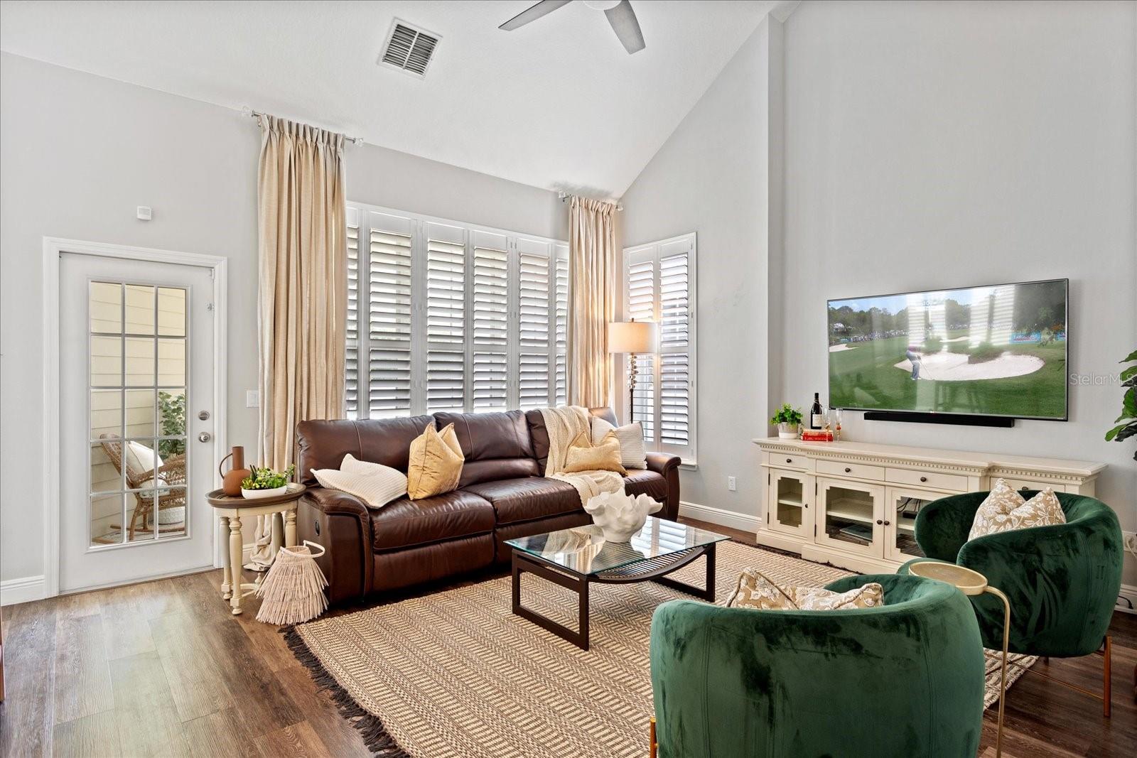 Image 11 of 38 For 4094 Oak Street