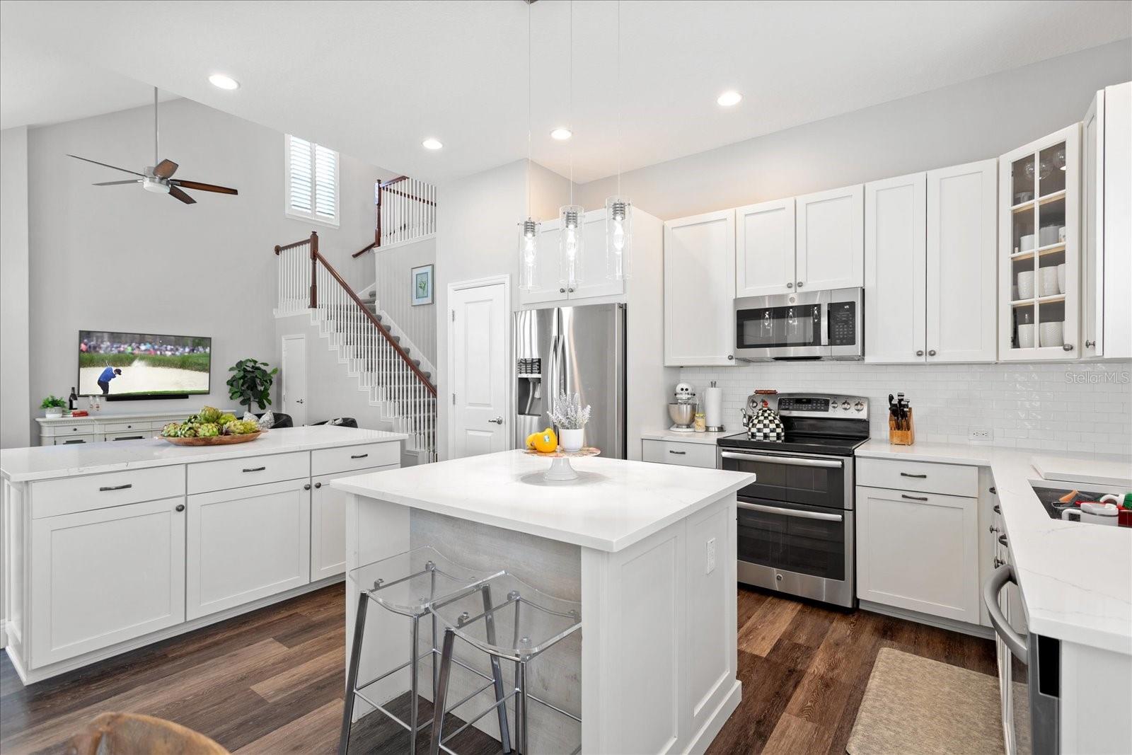 Image 16 of 38 For 4094 Oak Street