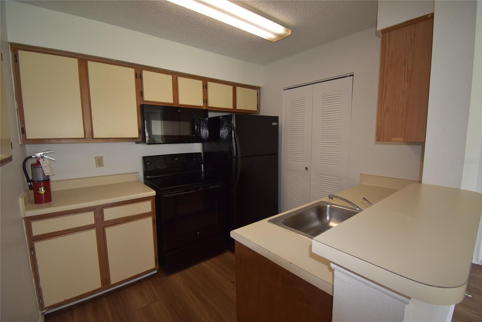 Image 6 of 12 For 1075 Hiawassee Road 916