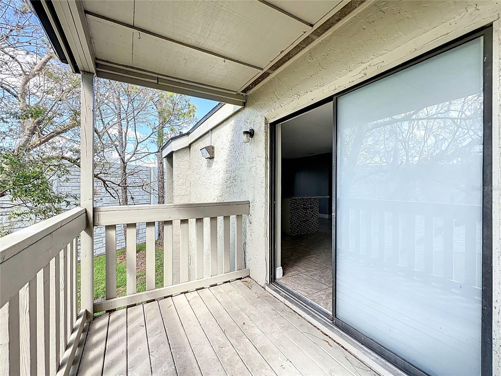 Image 43 of 51 For 163 Springwood Circle D
