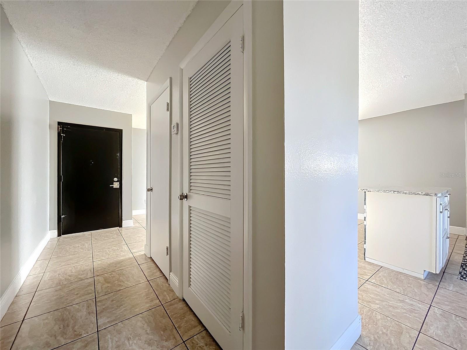 Image 8 of 51 For 163 Springwood Circle D